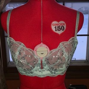 Victoria’s Secret Bra